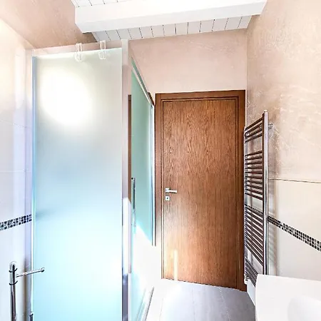 Warda C11 By Wonderful Italy * Desenzano del Garda